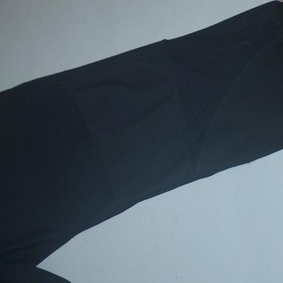 Avia Black w Design and See-thru calf Sz. 2XL Leggings - Picture 4 of 11